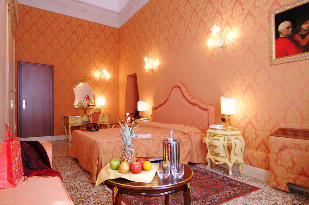 Ca' Vendramin Zago Hotel Venesia Bagian luar foto