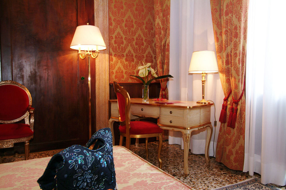 Ca' Vendramin Zago Hotel Venesia Bagian luar foto