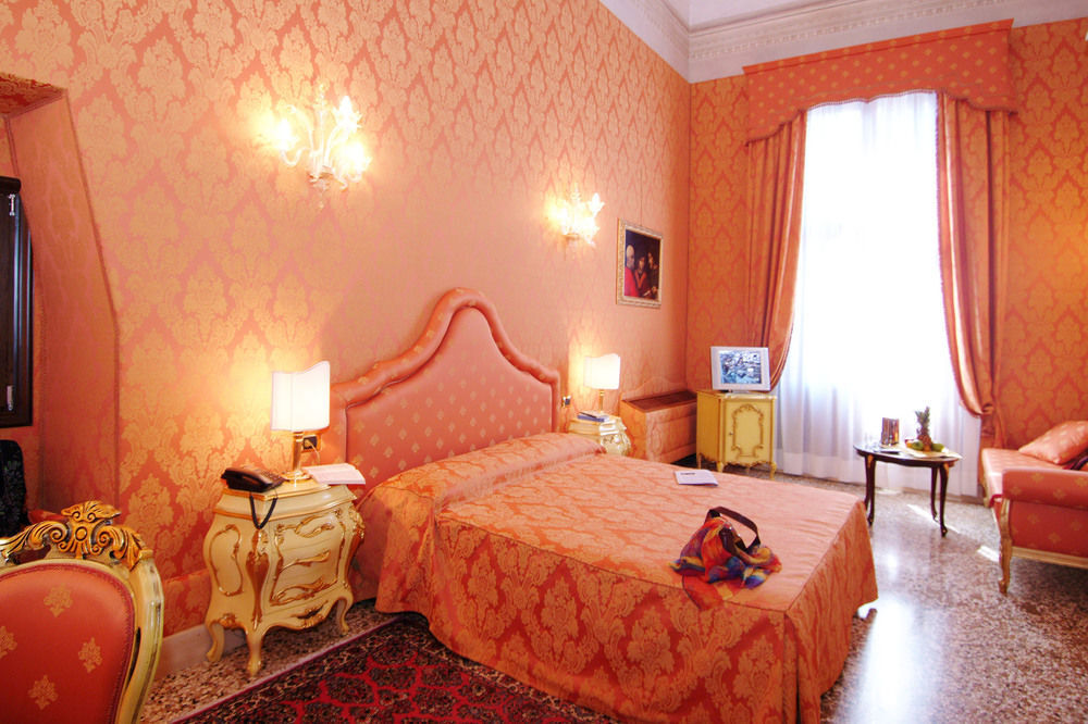 Ca' Vendramin Zago Hotel Venesia Bagian luar foto